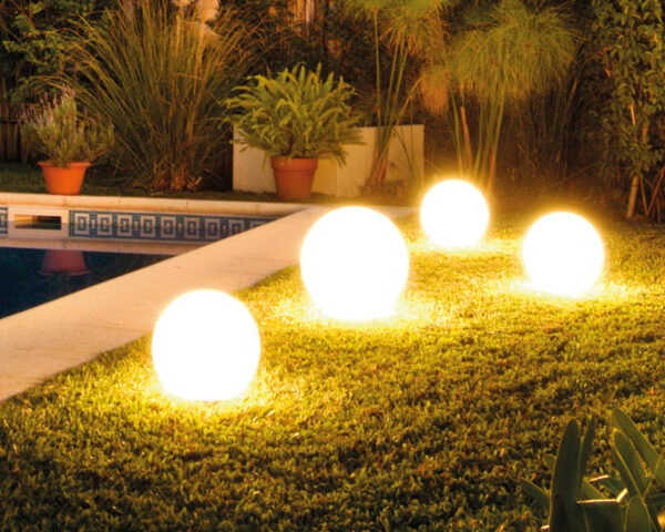 ESFERA POLIC EXTERIOR E27 45CM DIAM C/JABALINA